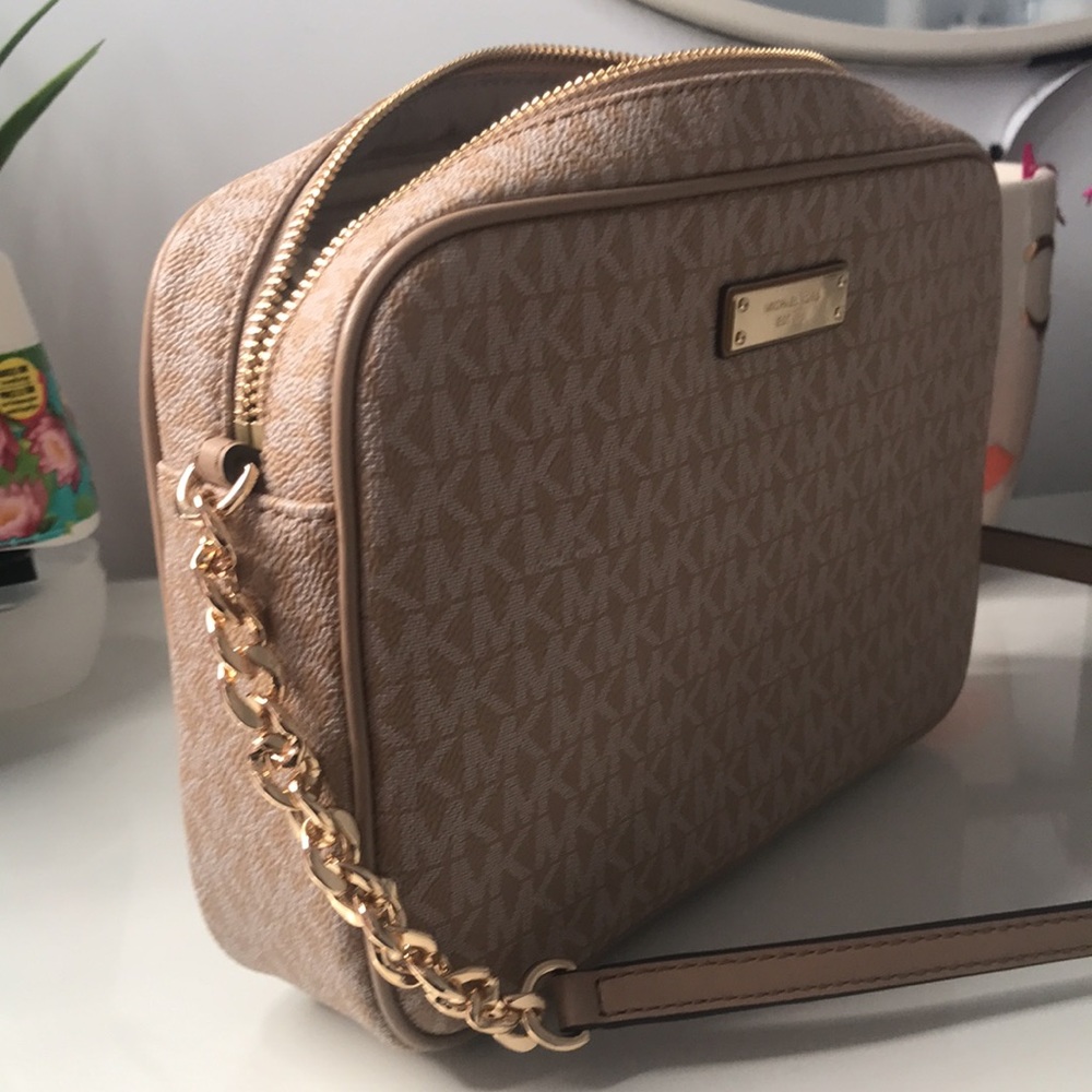 Authentic MK bag - Picture 3 of 4